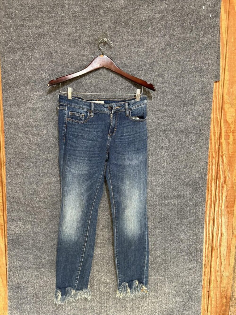 Hidden Jeans Jeans Womens 28 Medium Wash Blue Skinny Fringe Hem Distressed Denim